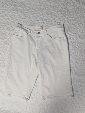 Levi's White Denim Bermuda Shorts with Subtle Side Embroidery